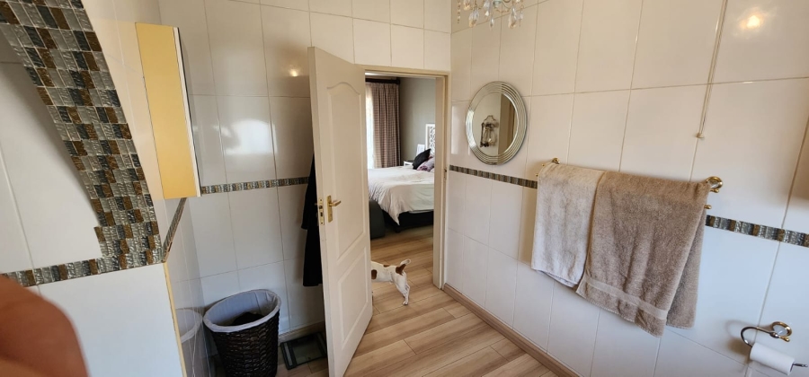 7 Bedroom Property for Sale in Flamwood North West